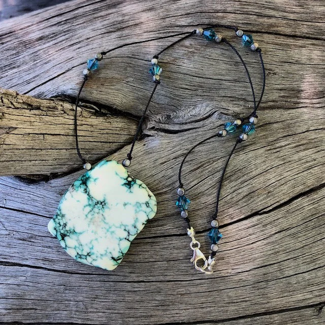 women star-shaped necklaces -Turquoise tinted calcite stone pendant necklace