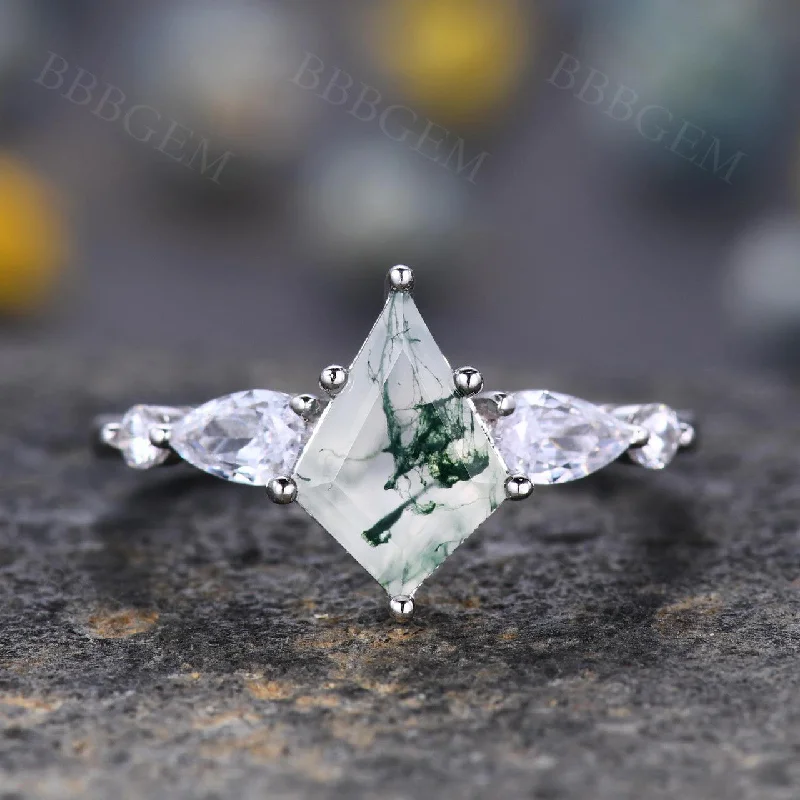 budget engagement rings -Vintage Women Green Moss Agate Engagement Ring Kite Step Cut