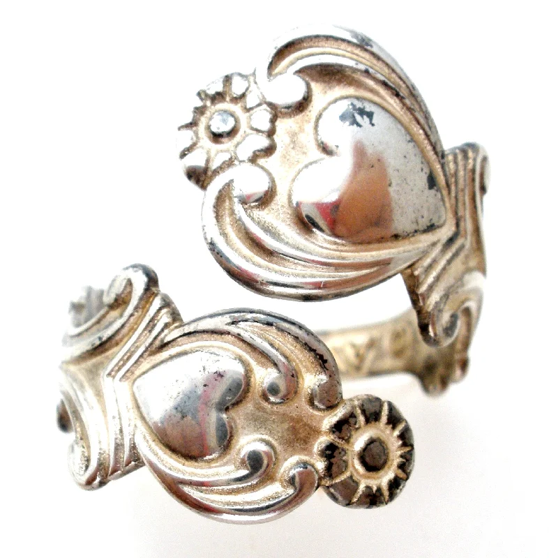 women unique rings -Avon Sterling Silver “Treasured Heart” Spoon Ring 1975 Spain 8.5