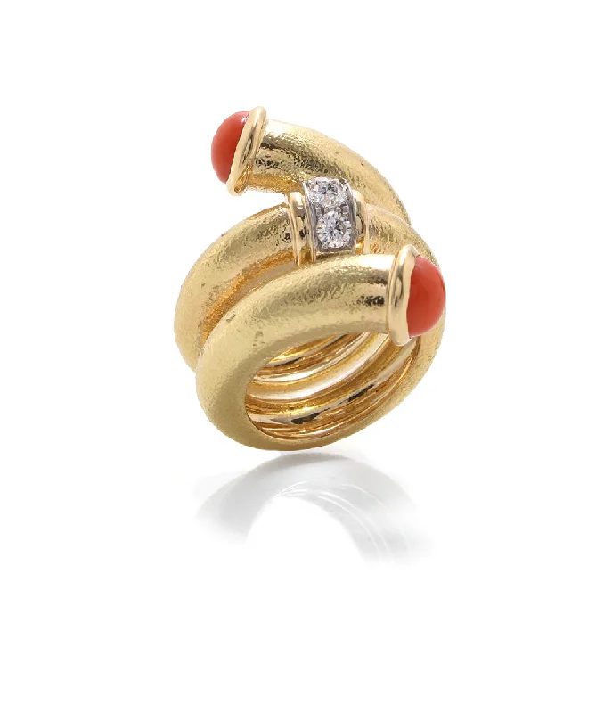 women men’s wedding rings -Coral Pipe Ring, Hammered 18K Gold