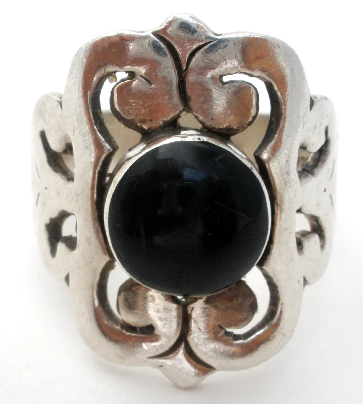 women ring sets -Mexican Black Onyx Ring Size 9 Vintage